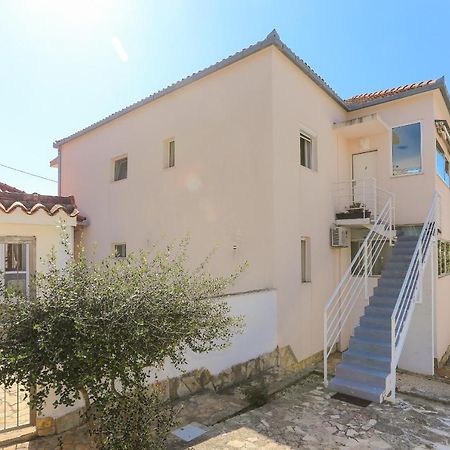 Casa Zorana-Alba Apartments Трогір Екстер'єр фото