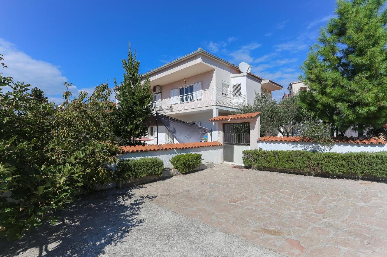 Casa Zorana-Alba Apartments Трогір Екстер'єр фото